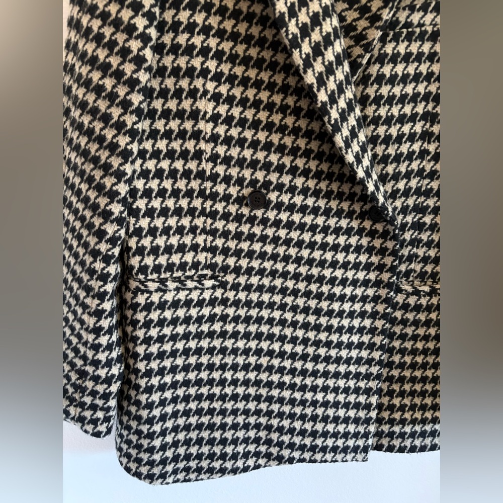 Anine Bing 'Kaia' Brown Acrylic Blazer. - Picture 8 of 11